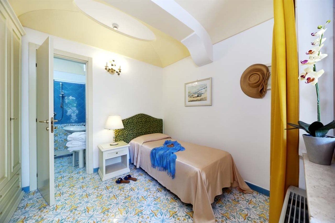 Hotel San Lorenzo Thermal Spa Forio  Exterior photo